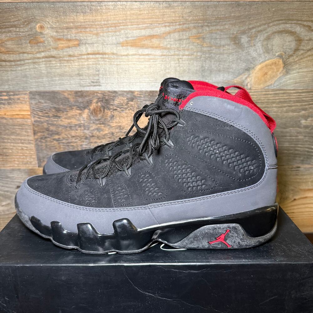 Jordan 9 Retro 'Charcoal' Men's Size 10 Sneakers